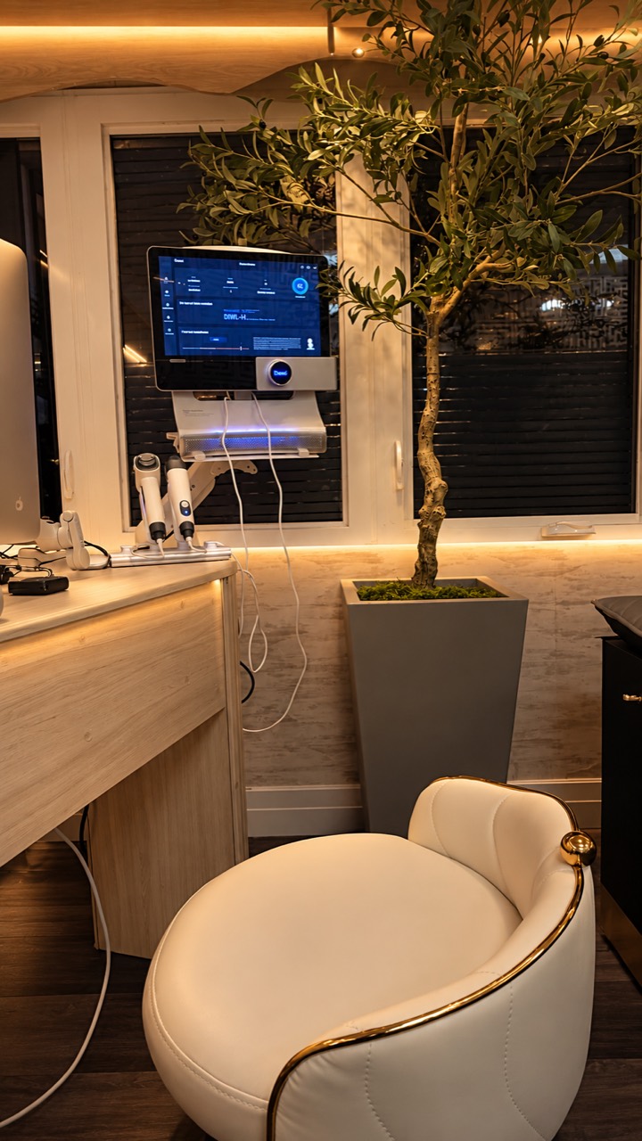 Urban Concept analysis station and consultation chair